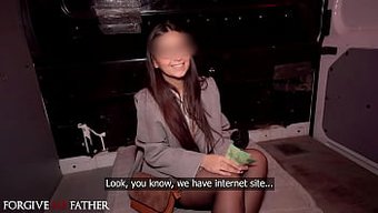 一个意大利艺术学生提...
